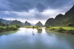 Vietnam, Fluss, Karstgebirge